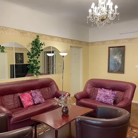 Вилла Green